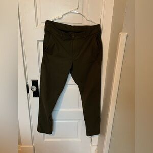 Lululemon ABC men’s pant olive green